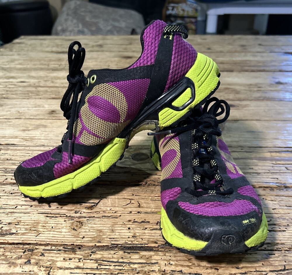 Ipearl Izumi Women’s Sz 7.5 Pur/Lm/Blk Run Like An Animal Sneakers